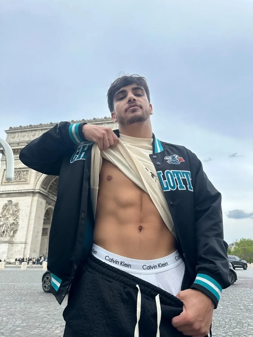 Melvinp - Photo de profil MYM - Créatrice premium | French Modèles