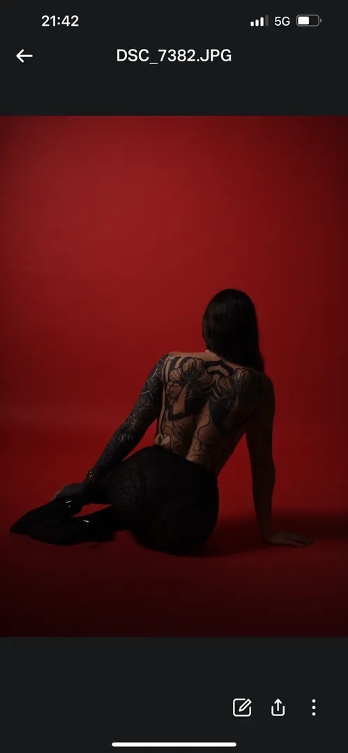 chvnel - Photo de profil MYM - Créatrice premium | French Modèles