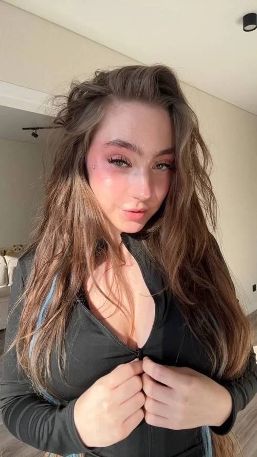 Kristinavmd mym media leak - Photo 8 | French Modeles