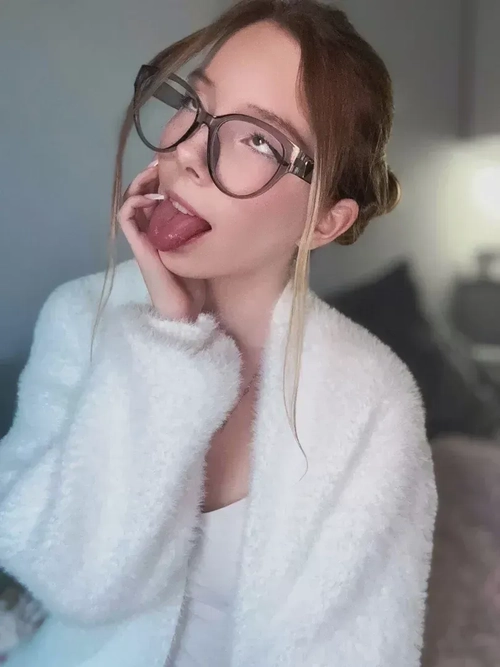 Alice_ahegao mym media leak - photo publique MYM | French Modeles