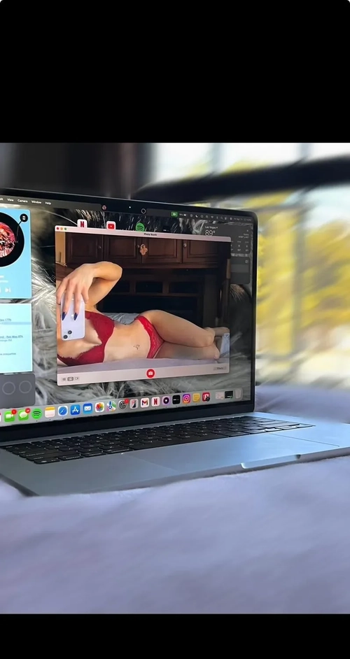 Twistedchloe - Photo de couverture MYM - Créatrice premium | French Modèles