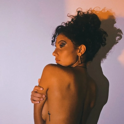 Universelle - Photo de profil MYM - Créatrice premium | French Modèles