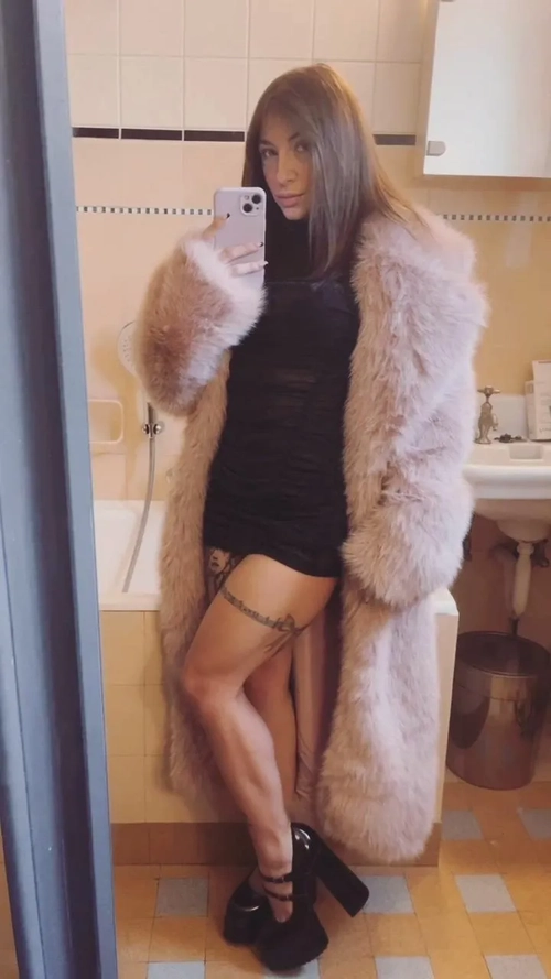 Lau-r98 mym media leak - Média 9 | French Modeles