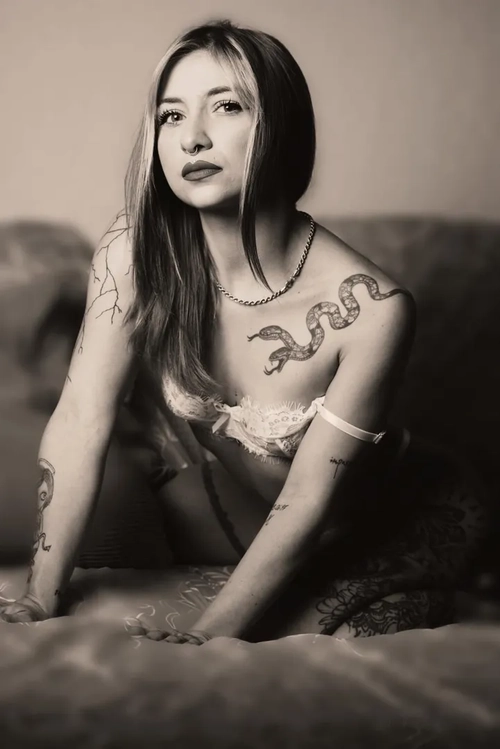 Lau-r98 mym media leak - Média 8 | French Modeles