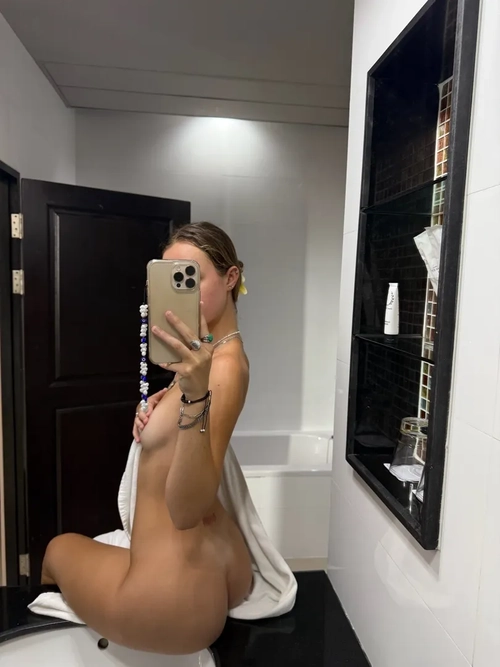 Paulineonlinee mym media leak - Média 10 | French Modeles