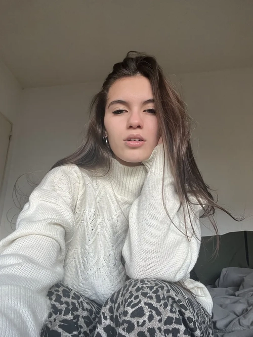 Sucette-girl mym media leak - Média 14 | French Modeles