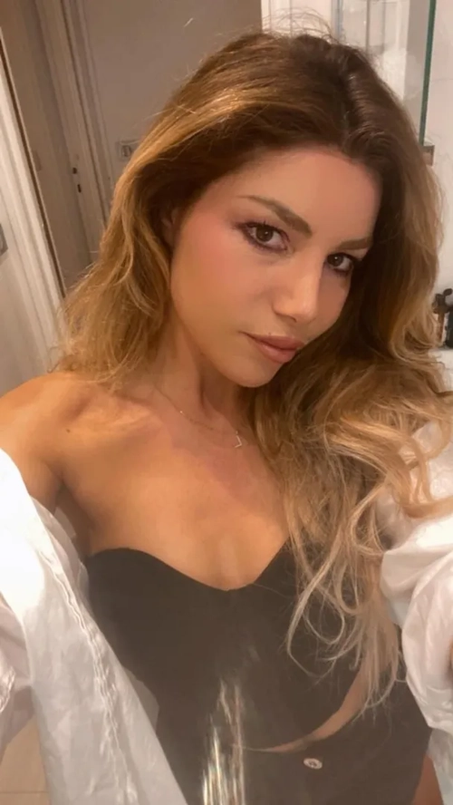 Lolamarois75 mym media leak - photo publique MYM | French Modeles