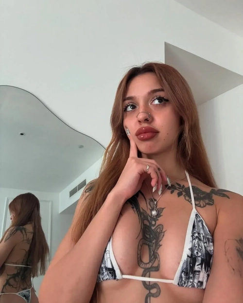 Jesuistasss - Photo de profil MYM - Créatrice premium | French Modèles