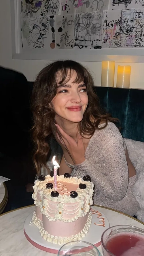 Helenaslovika mym media leak - photo publique MYM | French Modeles