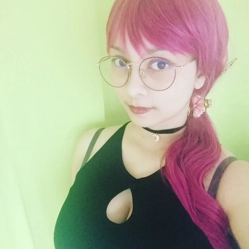 Lunalin3 - Photo de profil MYM - Créatrice premium | French Modèles