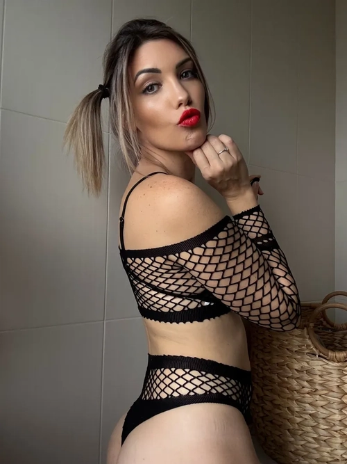 Emily_explicit mym media leak - Photo 1 | French Modeles