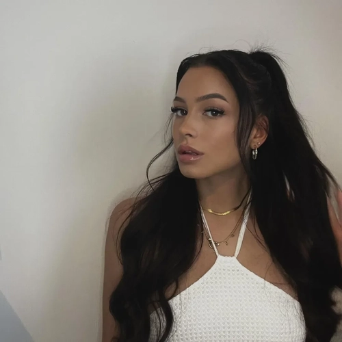 Lina_maar - Photo de profil MYM - Créatrice premium | French Modèles