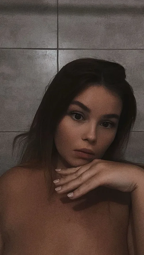 Ama_ndine - Photo de profil MYM - Créatrice premium | French Modèles