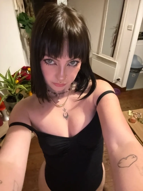 Vivioparis mym media leak - photo publique MYM | French Modeles