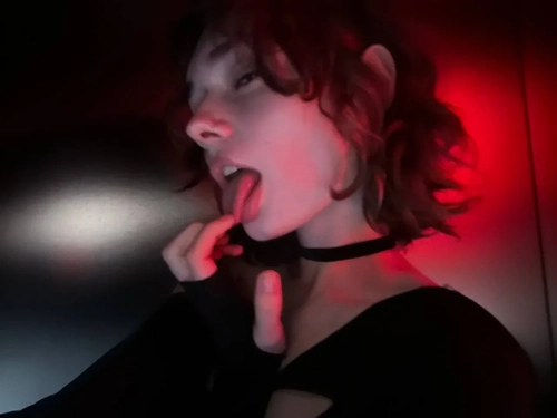 Petitevanilla - Photo de profil MYM - Créatrice premium | French Modèles