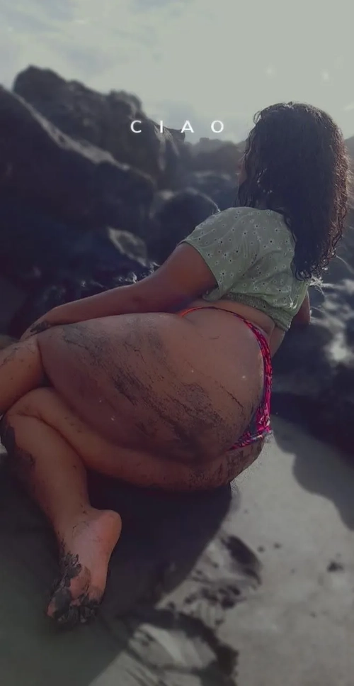 Flora_974 mym media leak - Photo 1 | French Modeles