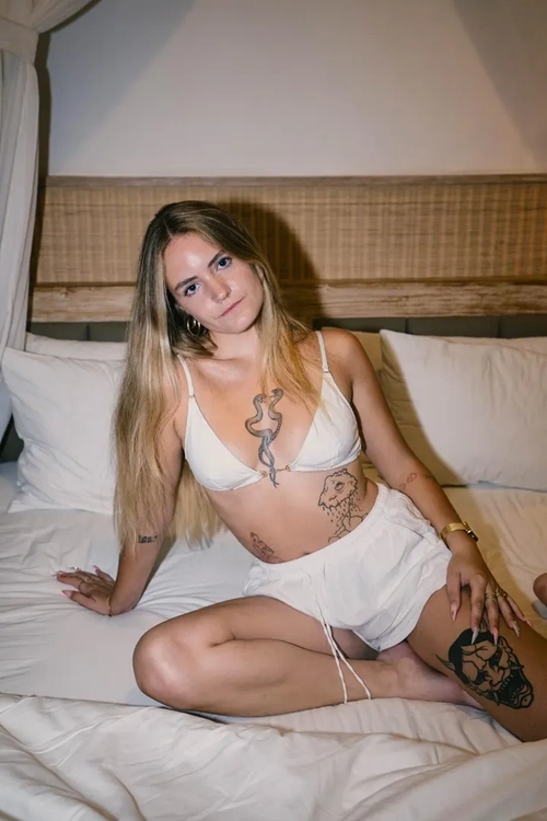 Elisaxy mym media leak - Photo 4 | French Modeles