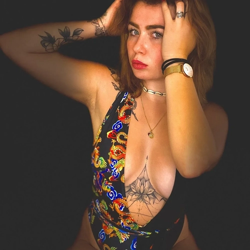 Oce_sne - Photo de couverture MYM - Créatrice premium | French Modèles