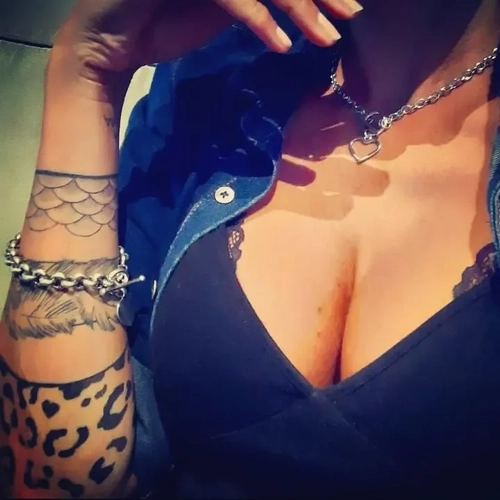 albane_ocean_officiel - Photo de couverture MYM - Créatrice premium | French Modèles