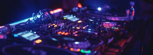 Adx - Photo de couverture MYM - Créatrice premium | French Modèles