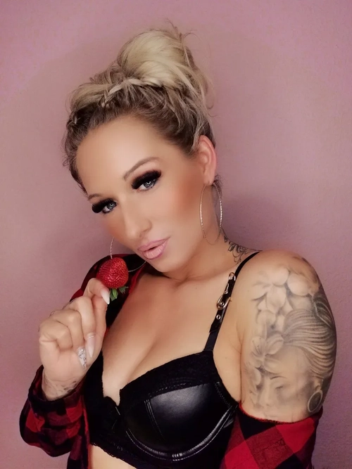 Barbieink mym media leak - photo publique MYM | French Modeles