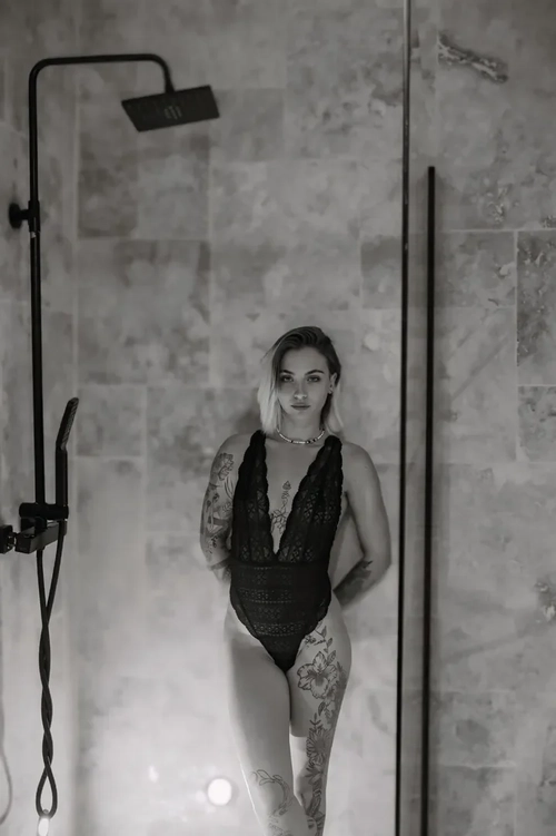 Casswhooo - Photo de profil MYM - Créatrice premium | French Modèles