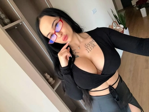 Lea_cochonne - Photo de profil MYM - Créatrice premium | French Modèles