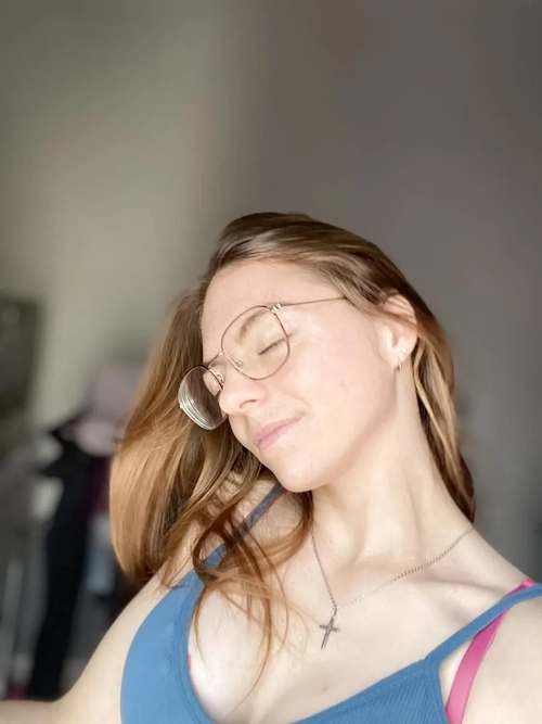 Chicalouu - Photo de couverture MYM - Créatrice premium | French Modèles