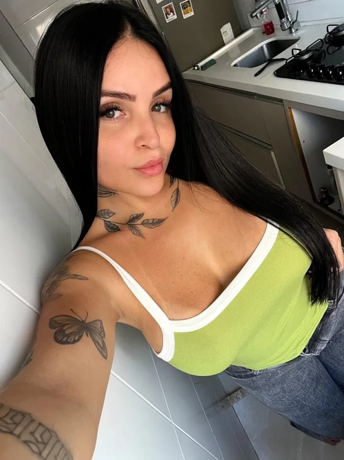 Emily_rbt mym media leak - Photo 4 | French Modeles