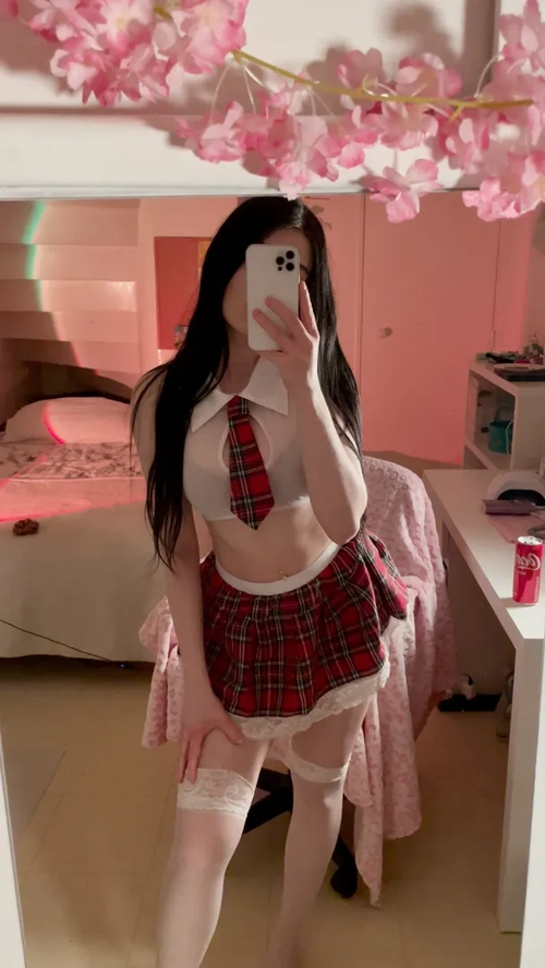 Ilonaa mym media leak - photo publique MYM | French Modeles