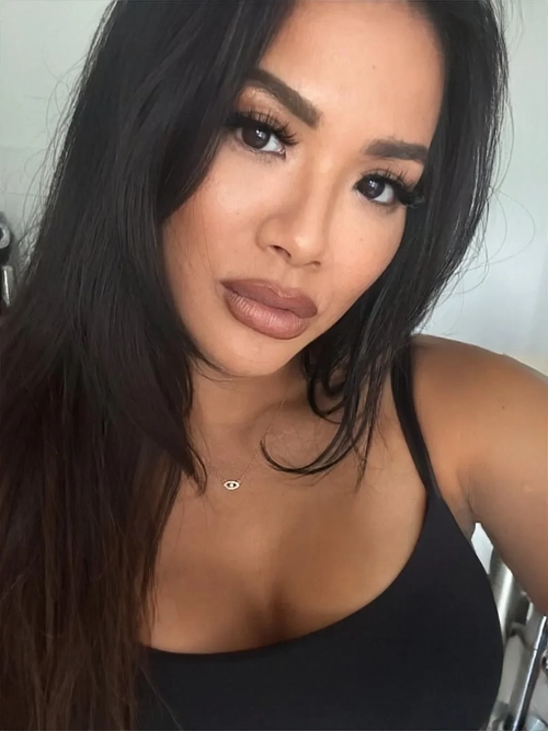 Chux - Photo de profil MYM - Créatrice premium | French Modèles