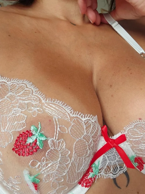 Albane_ocean_officiel mym media leak - photo publique MYM | French Modeles