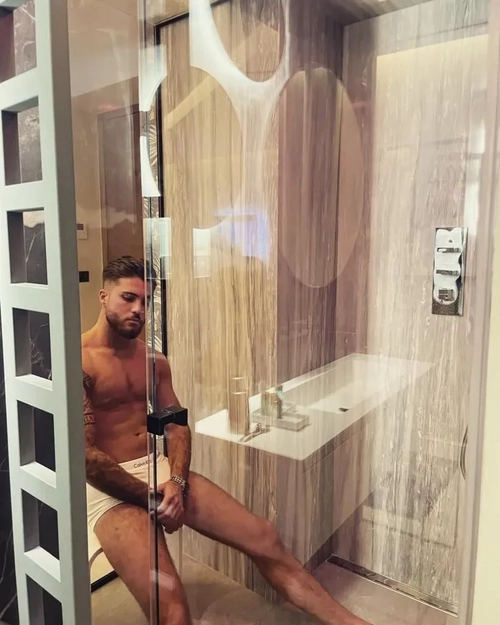 giovanni_prat_ - Photo de couverture MYM - Créatrice premium | French Modèles