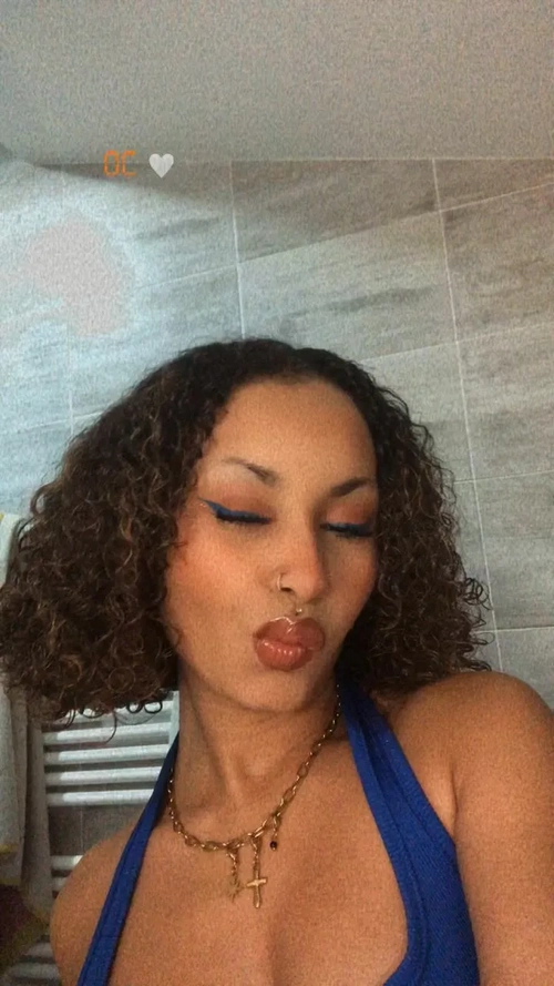 P_tasse mym media leak - Photo 4 | French Modeles