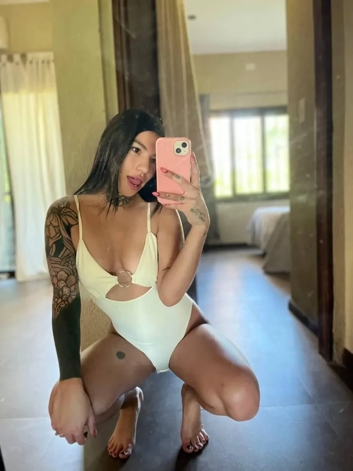 Camillajin2323 - Photo de couverture MYM - Créatrice premium | French Modèles