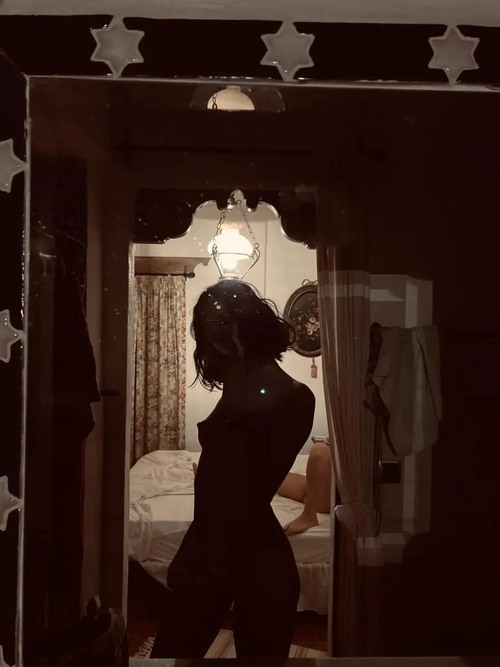 Araneae - Photo de profil MYM - Créatrice premium | French Modèles