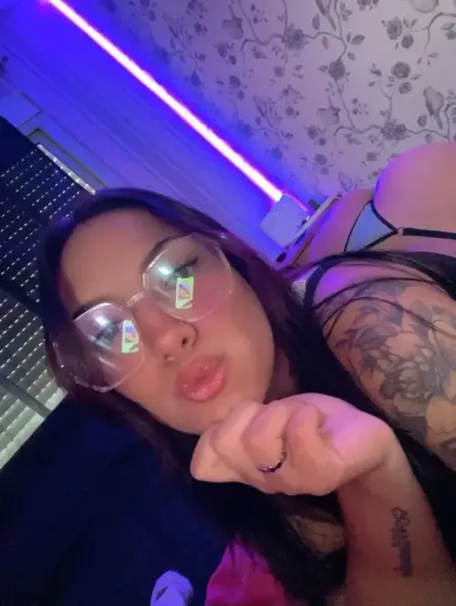 Candeluna - Créatrice MYM premium avec contenu exclusif | French Modeles