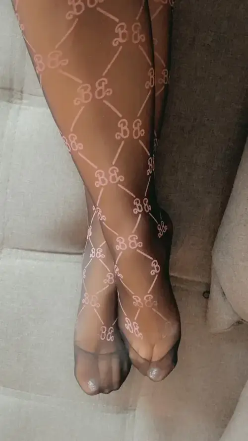 Candysfeet - Créatrice MYM premium avec contenu exclusif | French Modeles