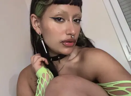 Lunatiique - Créatrice MYM premium avec contenu exclusif | French Modeles