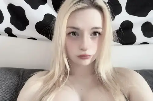 Demcloe - Créatrice MYM premium avec contenu exclusif | French Modeles