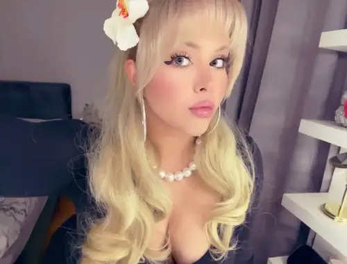 Lina_loe - Créatrice MYM premium avec contenu exclusif | French Modeles