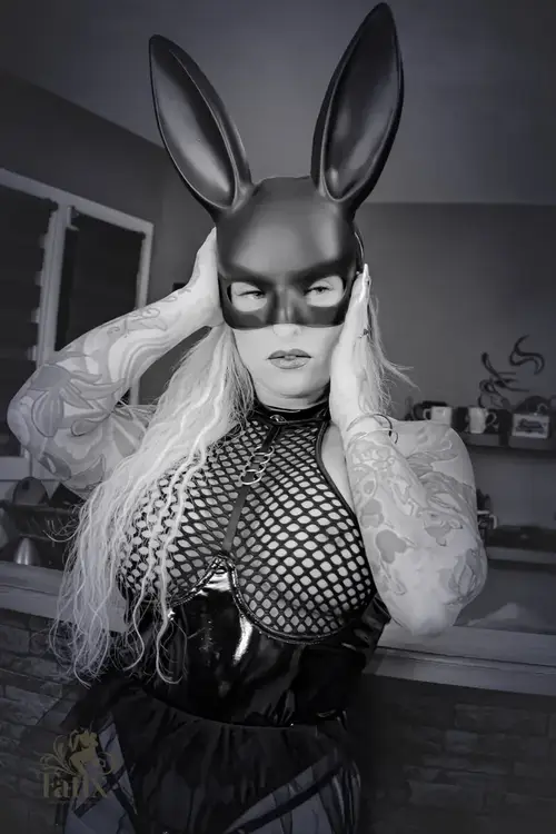 Prissou44 - Créatrice MYM premium avec contenu exclusif | French Modeles