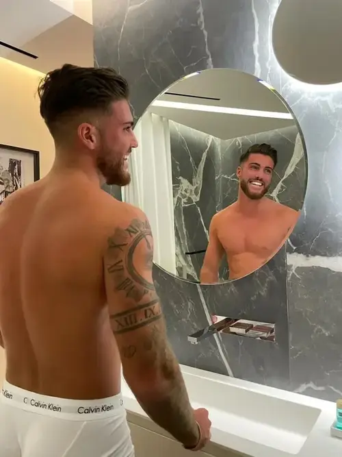 Giovanni_prat_ - Créatrice MYM premium avec contenu exclusif | French Modeles