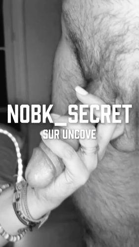 🔥 Le couple nobk_secret arrive sur Uncove !
Chris & Hanna partagent leurs moments intimes, du soft au très hot, avec un goût pour le FFH et le BDSM soft.
⚡ -50% pour les premiers abonnés…

