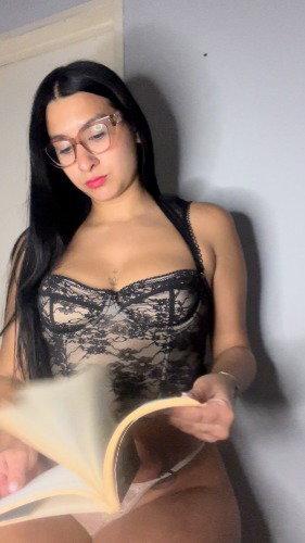 Tu lirai des livres si j'occuperai ton lit tout les soirs ? 🤭