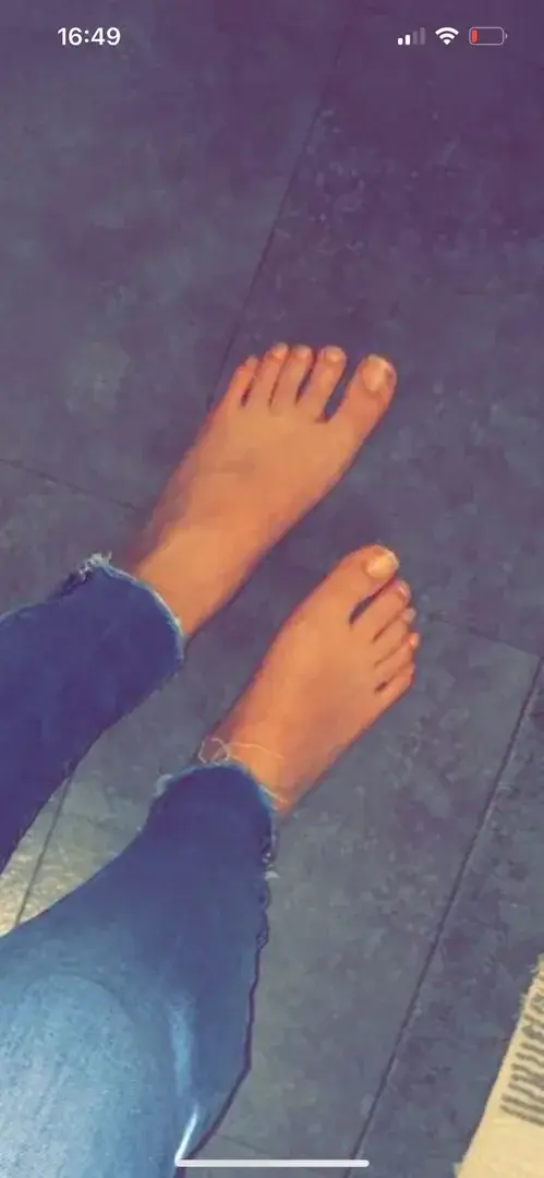 Photo de couverture de _beauxpieds1