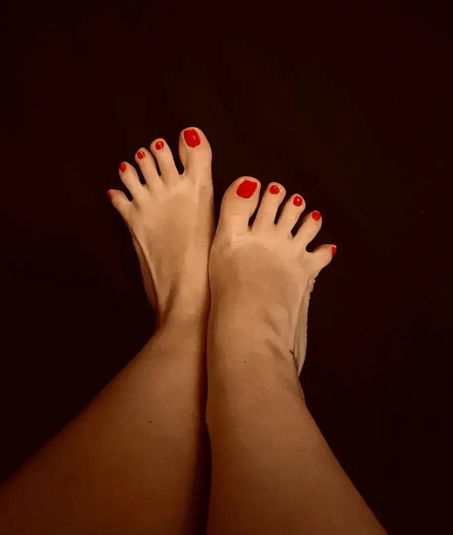 Leak & nude 5 — Queensexyfeet