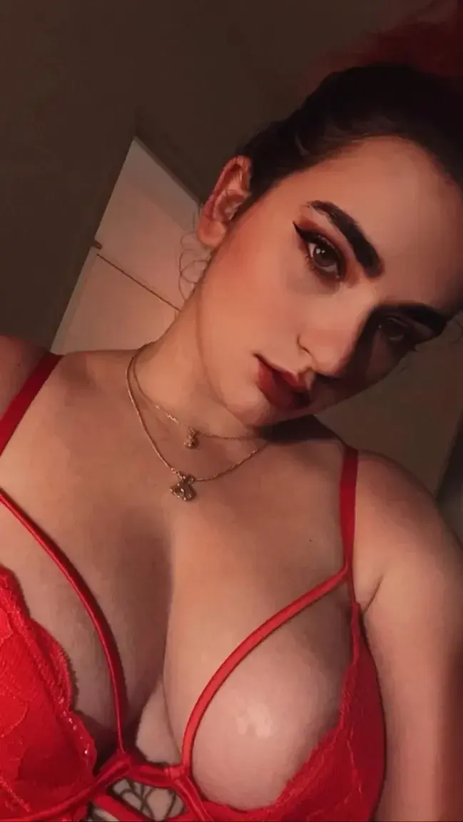 Mlleshtn - Photo exclusive MYM 3 | French Modèles