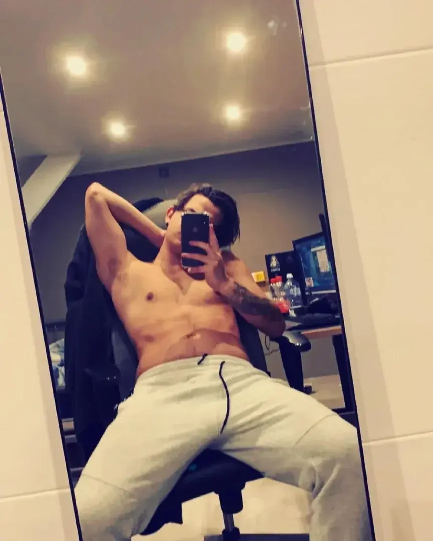 Leak & nude 2 — Juvideos