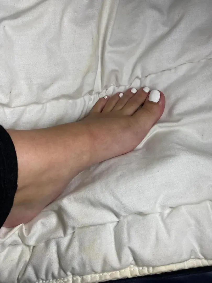 Leak & nude 1 — Misslyfeet